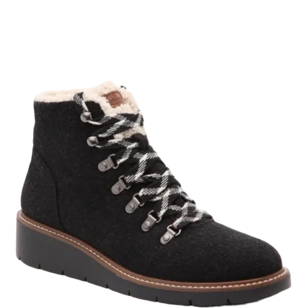 Dr Scholl’s So Comfy Cozy Laced Black Booties Size 8